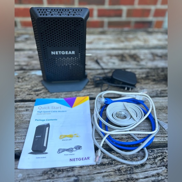 NETGEAR CM1000 Ultra-High Speed DOCSIS 3.1 Cable Modem Black M8 - Picture 3 of 8